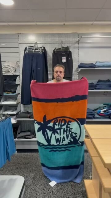 🏖️☀️ ¡TOALLAS DE PLAYA A SOLO 9,95 €! ☀️🏖️

Sí, sí… ¡solo 9,95 €! 🔥
Antes 12 €

Toallas de playa de algodón, aterciopeladas y de muchísima calidad, con un tacto suave y agradable y unos diseños preciosos para disfrutar este verano. 😍

✨ Medida aprox. 1,00 x 0,70 m
✨ Algodón de gran calidad
✨ Acabado aterciopelado y muy buen tacto
✨ Diferentes diseños
✨ Perfectas para playa y piscina

💥 PRECIO REBAJADO: SOLO 9,95 €

🛒 YA DISPONIBLES EN NUESTRA WEB: conbenito.com

📦 Envíos a toda España.

💬 Y si necesitas cualquier ayuda con tu pedido, puedes contactar con nosotros por WhatsApp.

¡Aprovecha el precio y llévate la tuya para este verano! ☀️🏖️