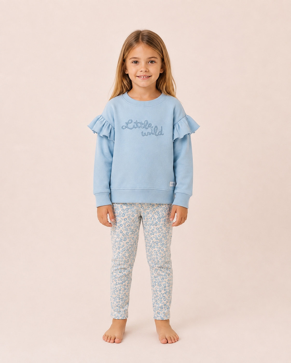 Conjunto Infantil de Algodón para Niña – Sudadera Azul con Volantes y Pantalón Estampado