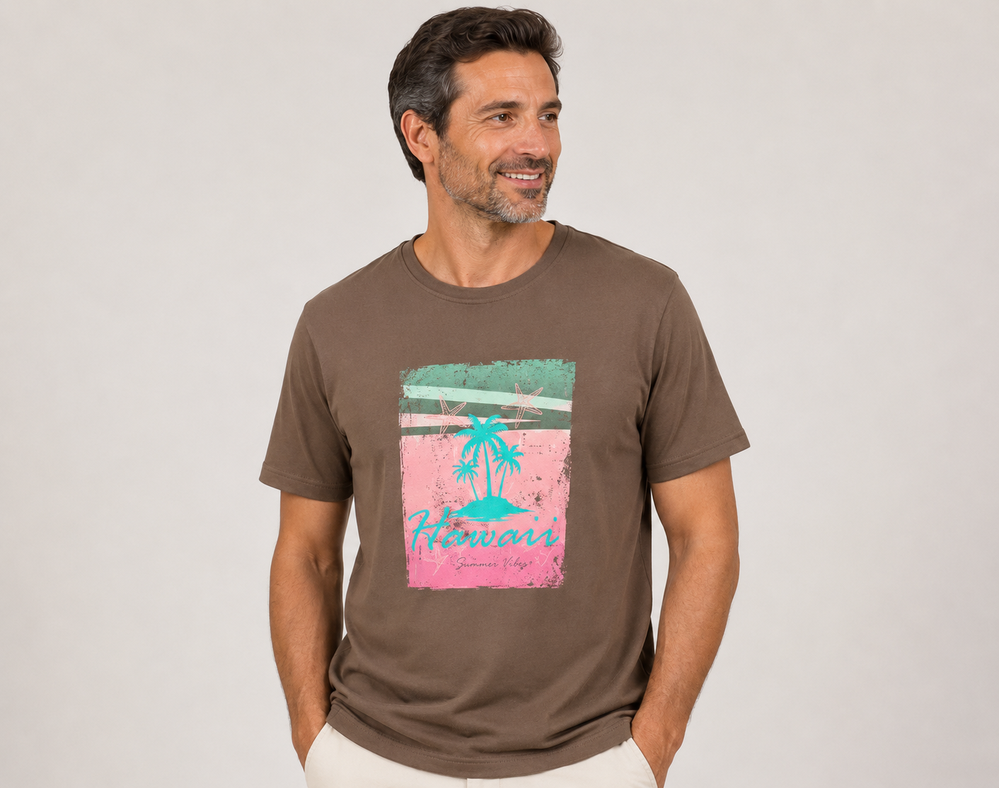 Camiseta de Hombre Marrón de Manga Corta con Estampado Tropical | Algodón y Poliéster